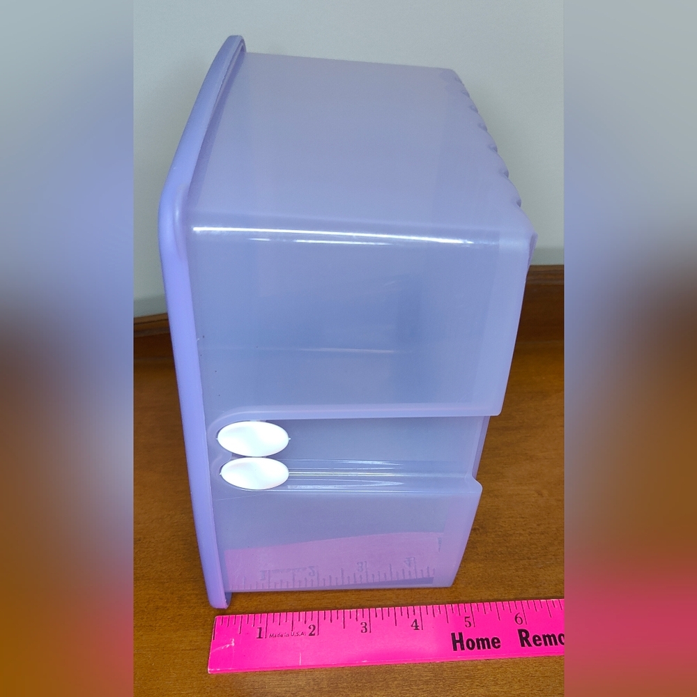 Tupperware Large Square FridgeSmart Container - Picture 2 of 4